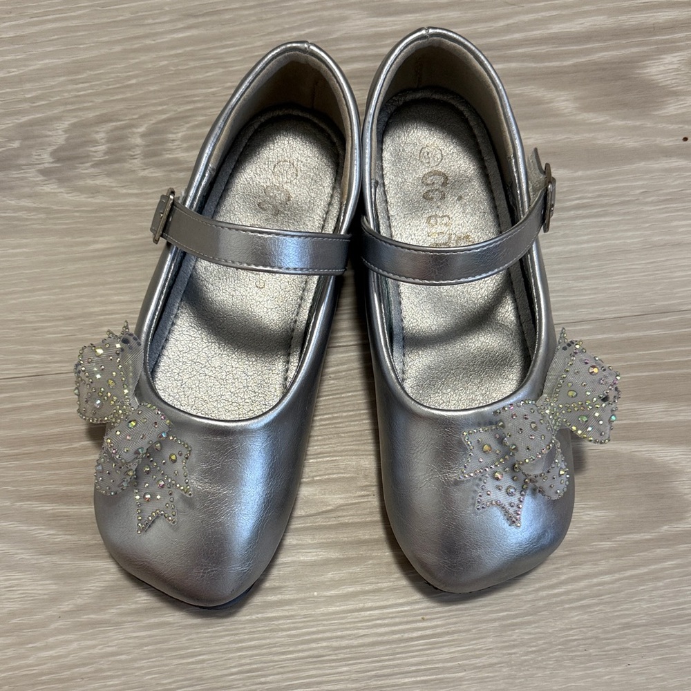 Elegant Silver Kids Dress Shoes with Bow Accents